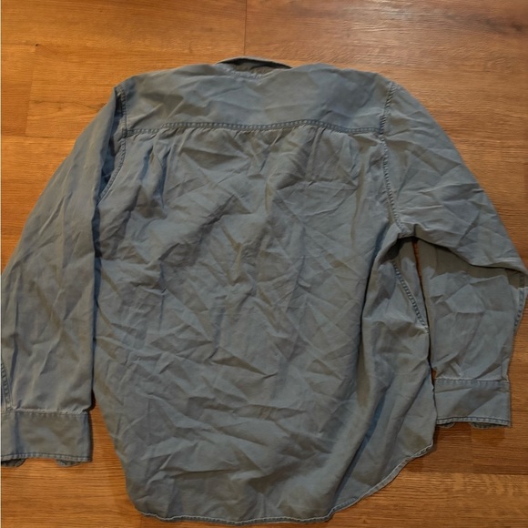 Tommy Bahama Casual Blue Button-Down Shirt - Picture 6 of 6